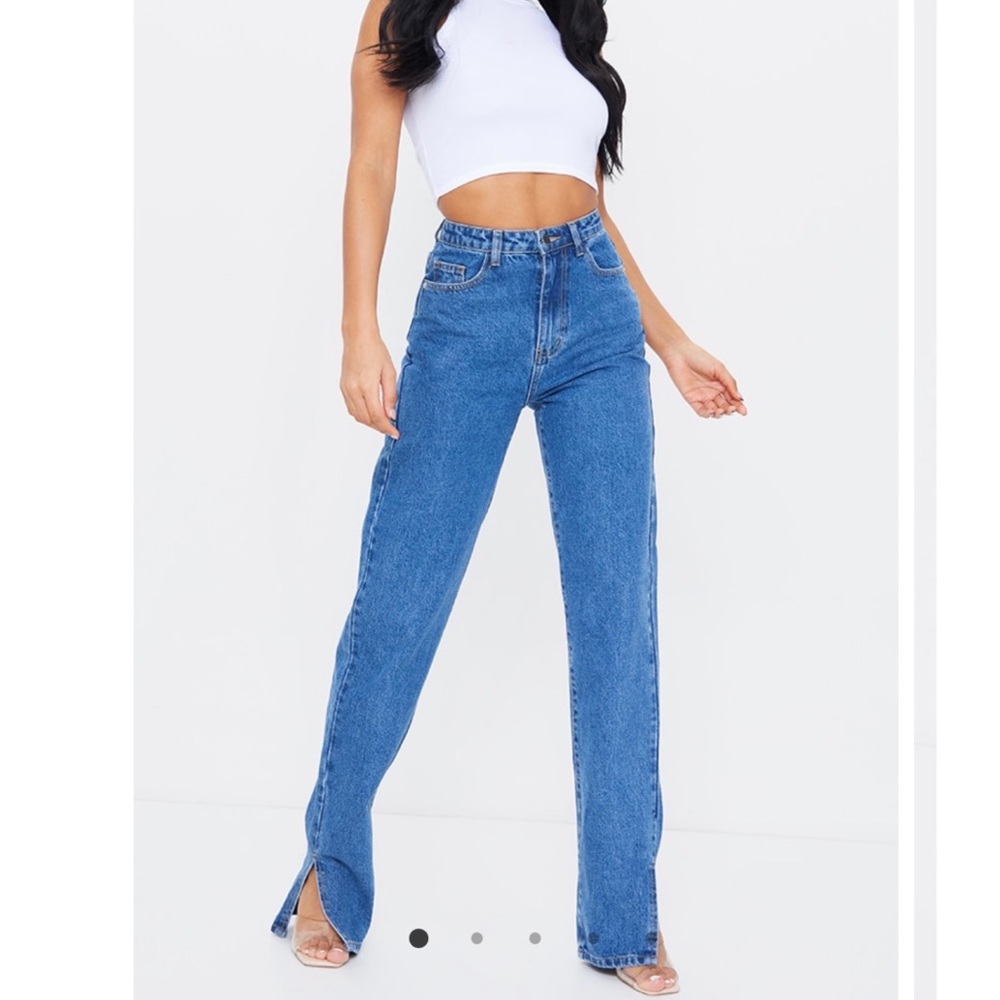 COPY - Medium wash split hem jeans